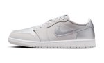 画像1: Air Jordan 1 Low Retro OG  Gray/Metallic Silver CZ0790-002 Jordan ジョーダン シューズ   【海外取寄】 (1)