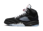 画像1: Air Jordan 5 Retro OG Reimagined Black/Silver/Red HF3975-001 Jordan ジョーダン シューズ   【海外取寄】 (1)