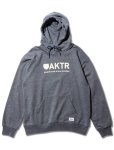 画像1: BASIC LOGO SWEAT PULLOVER PARKA GY Gry 218-064010 GY AKTR アクター パーカー アウトウエア ウエア 秋冬物 【MEN'S】 (1)