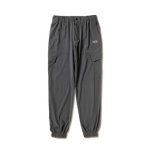 画像1: URBAN JOGGER CARGO PANTS CHARCOAL 125-003020 CH AKTR アクター Pants パンツ ウエア 秋冬物 【MEN'S】 (1)