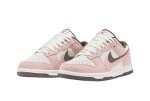 画像2: Wmns Dunk Low SE White/Pink/Brown HV1799-161 Nike ナイキ シューズ   【海外取寄】【WOMEN'S】 (2)