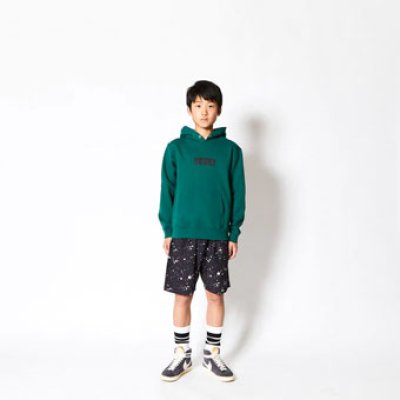 画像1: KIDS LOGO SWEAT PULLOVER HOODIE GREEN 223-041010 GR GS AKTR アクター パーカー アウトウエア ウエア 秋冬物 【BOY'S】 キッズ アパレル【SALE商品】