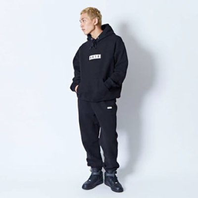 画像1: AKTR LOGO SWEAT PULLOVER HOODIE BLACK 224-027010 BK AKTR アクター パーカー アウトウエア ウエア 秋冬物 【MEN'S】