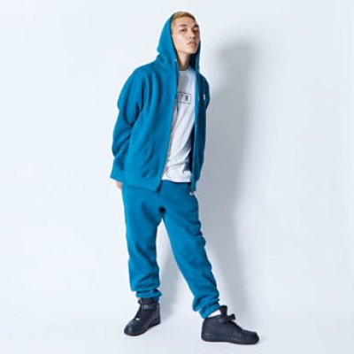 画像1: AKTR LOGO SWEAT PANTS BLUE 224-029020 BL AKTR アクター Pants パンツ ウエア 秋冬物 【MEN'S】