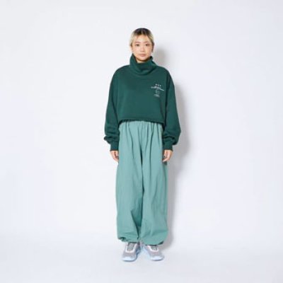 画像1: FEEL FREE CROP TOP SWEAT GREEN 124-044010 GR AKTR アクター スウェット アウトウエア ウエア  【WOMEN'S】アパレル