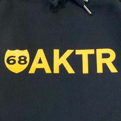 画像1: 68xAKTR LOGO HOODIE BLACK 224-107010 BK AKTR アクター パーカー アウトウエア ウエア 秋冬物 【MEN'S】