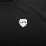 画像3: KIDS 1-PT CLASSIC AKTR LOGO SPORTS TEE BLACK 124-037005 BK GS AKTR アクター Tシャツ ウエア  【BOY'S】 キッズ アパレル【SALE商品】 (3)