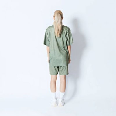 画像2: MOCK GARMENT DYED LOOSE FIT SPORTS TEE GREEN 224-001005 GR AKTR アクター Tシャツ ウエア  【MEN'S】